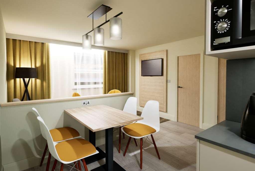 Super 8 By Wyndham Chester East Camera foto